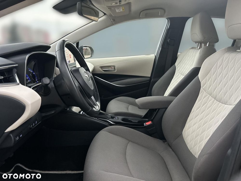 Toyota Corolla 1.8 Hybrid Comfort - 13