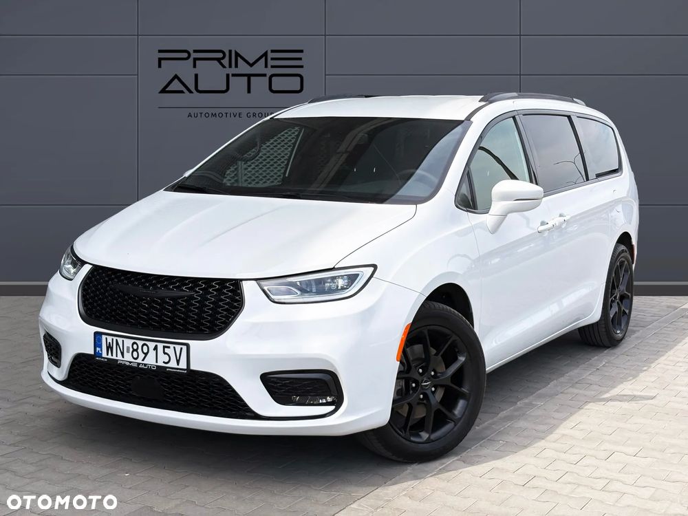 Chrysler Pacifica - 3