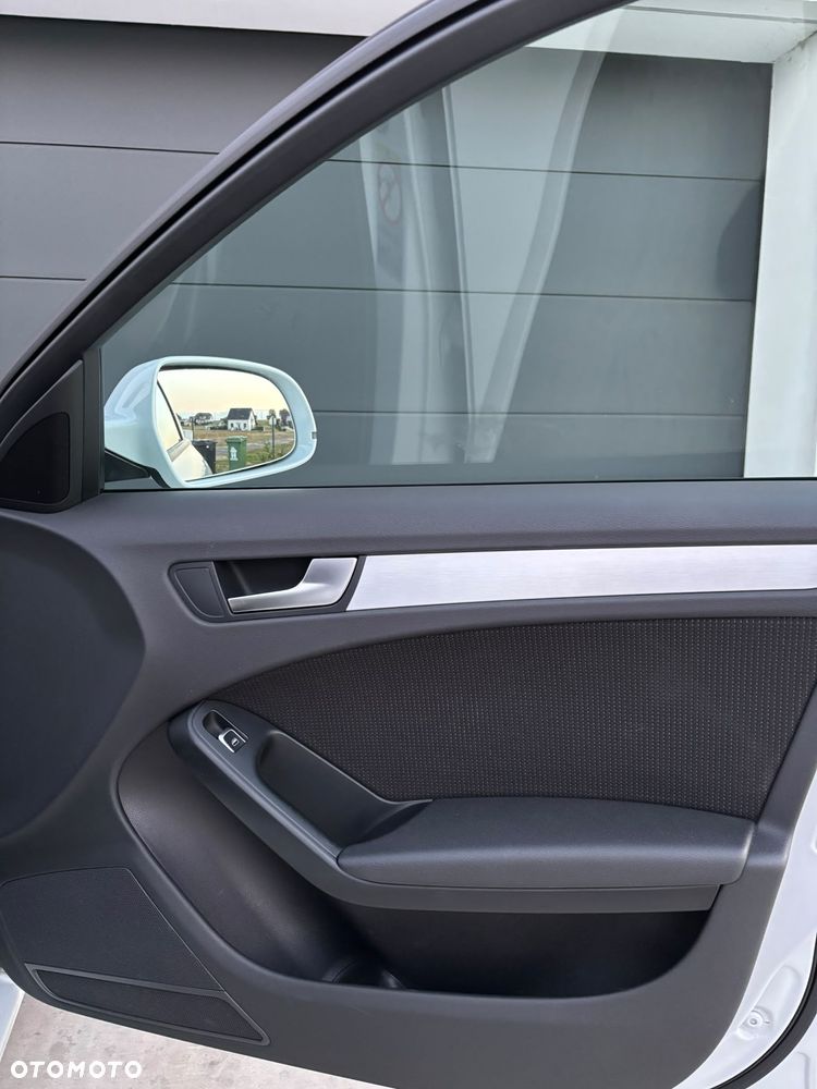 Audi A4 Avant 2.0 TDI DPF S line Sportpaket - 20