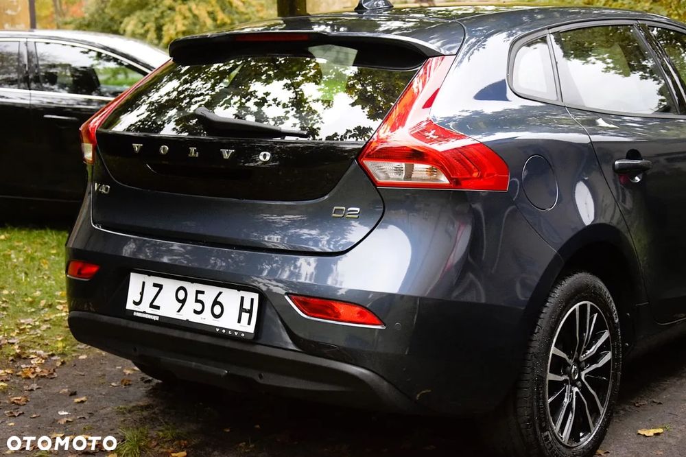Volvo V40 D2 Momentum - 25