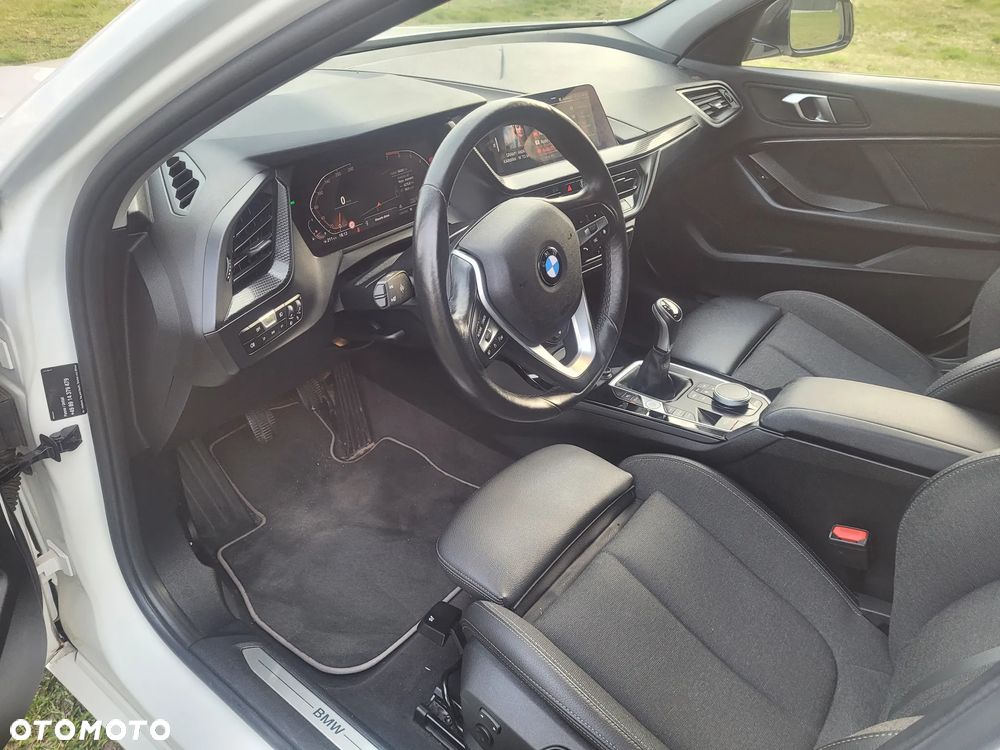 BMW Seria 1 116i Edition M Sport Shadow - 9