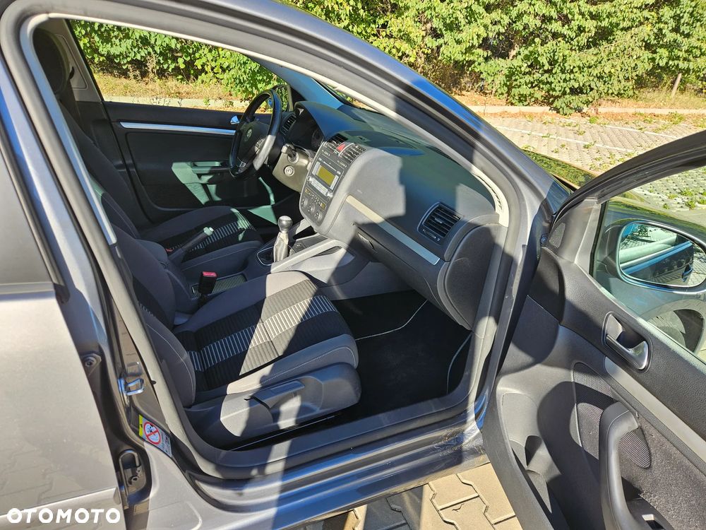 Volkswagen Golf 1.6 United - 14