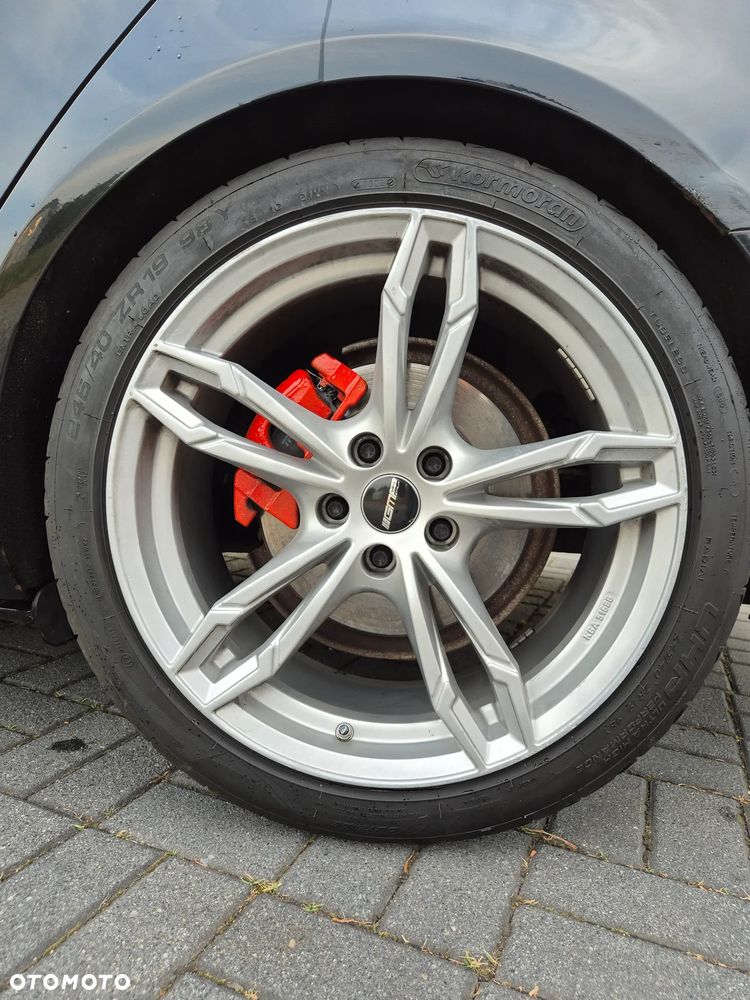 Audi A4 Avant - 27