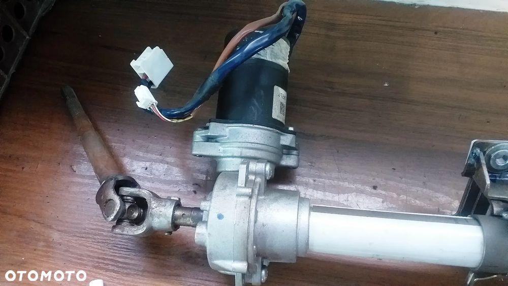 Kolumna kierownicza stacyjka krzyżak wspomaganie elektryczne Toyota Yaris II 1.3 B - 5