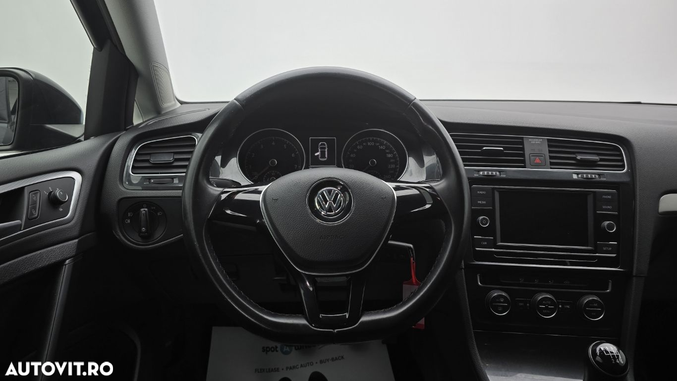 Volkswagen Golf 1.0 TSI Trendline - 15