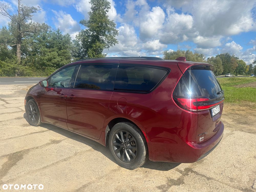 Chrysler Pacifica - 19