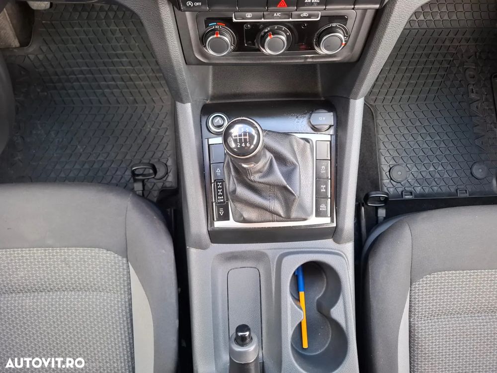Volkswagen Amarok - 15