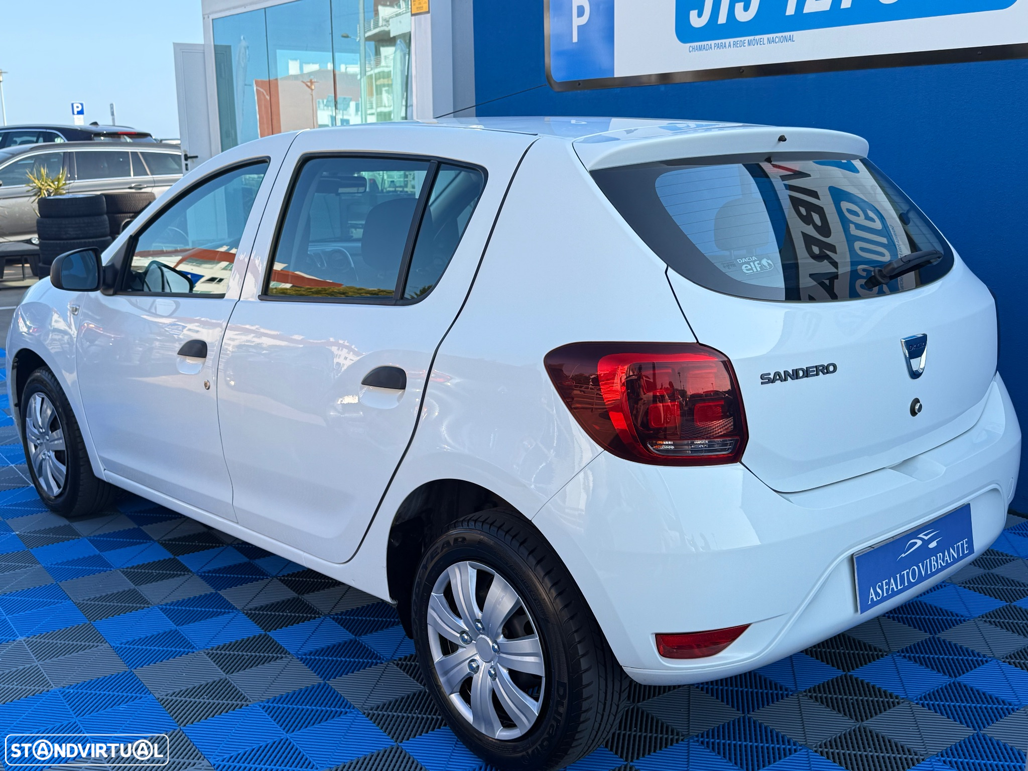 Dacia Sandero 1.0 SCe Comfort - 4
