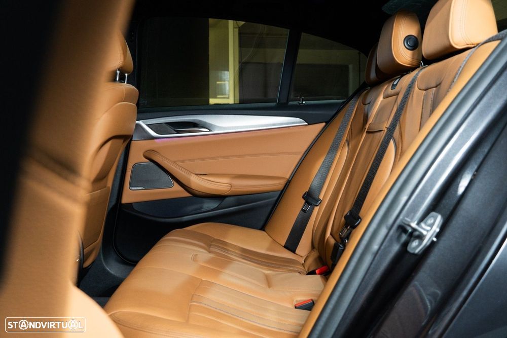 BMW 530 e iPerformance Pack M - 41