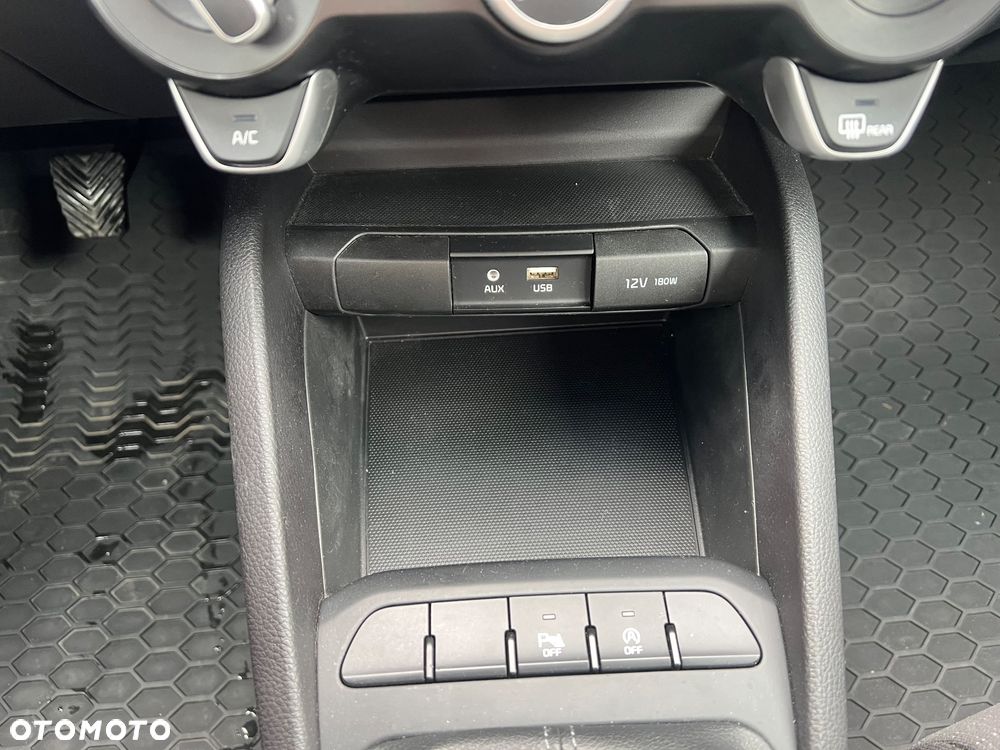 Kia Stonic 1.0 T-GDI L - 21