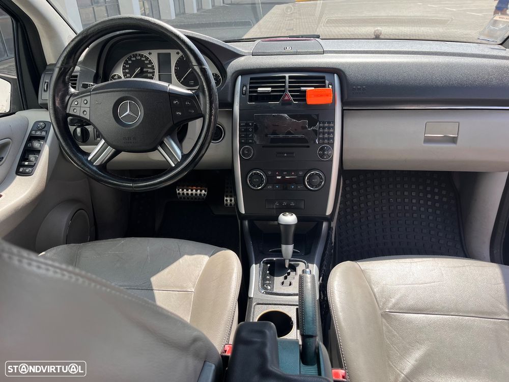 Mercedes-Benz B 200 CDI Autotronic - 3