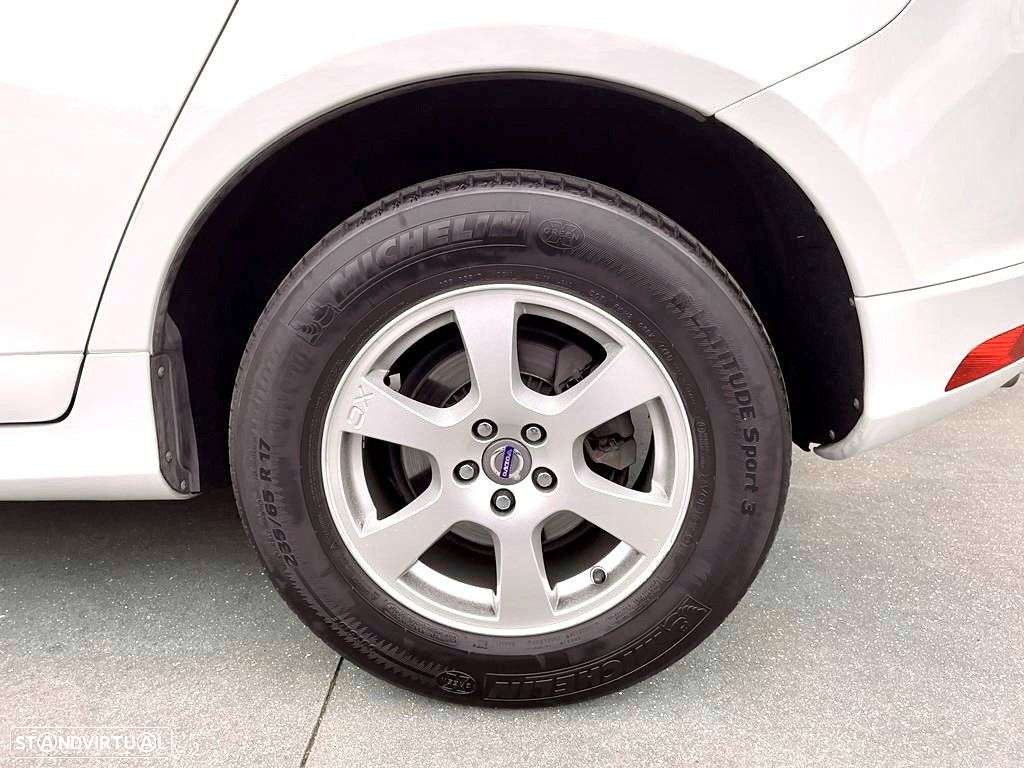 Volvo XC 60 D4 Momentum - 7