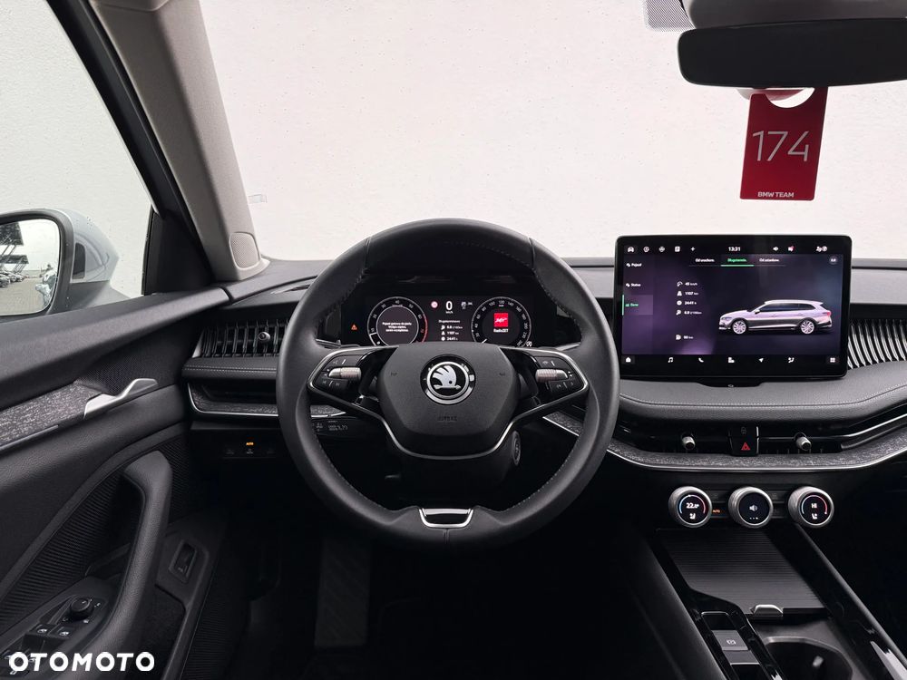 Skoda Superb 1.5 TSI mHEV Selection DSG - 16