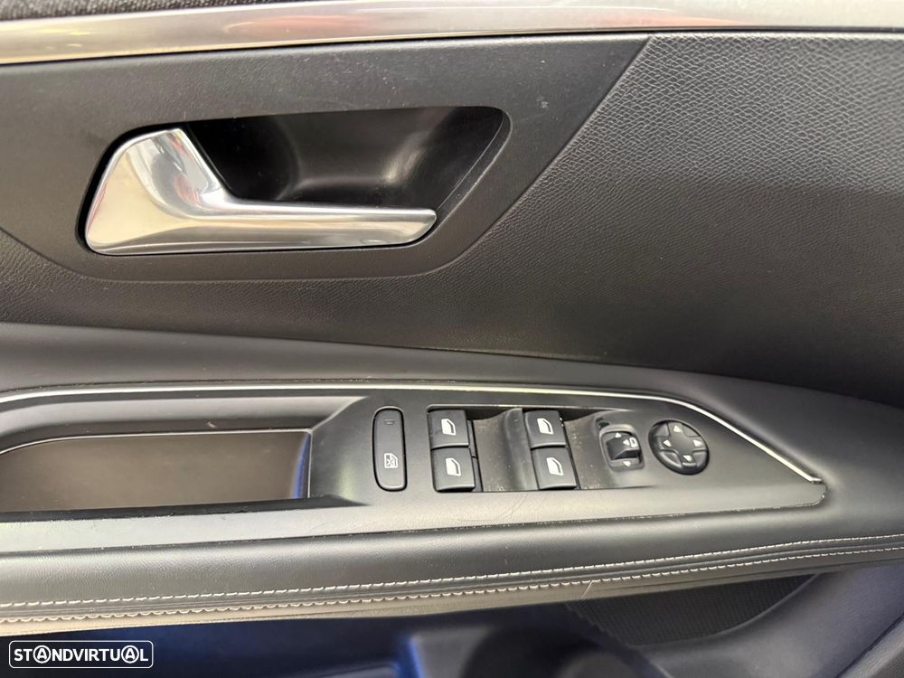 Peugeot 3008 BlueHDi 130 Stop & Start Allure Business-Pack - 8