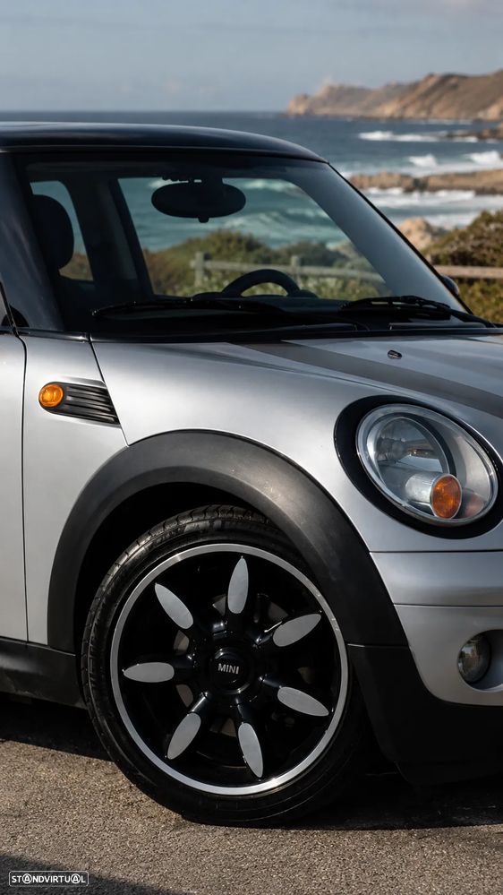 MINI 3 Portas One - 4