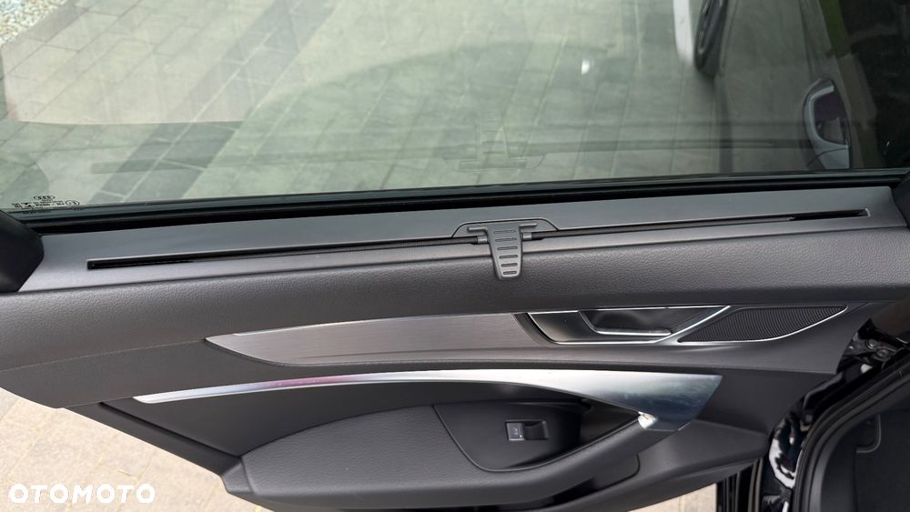 Audi A6 Avant 40 TDI quattro S tronic S line - 17