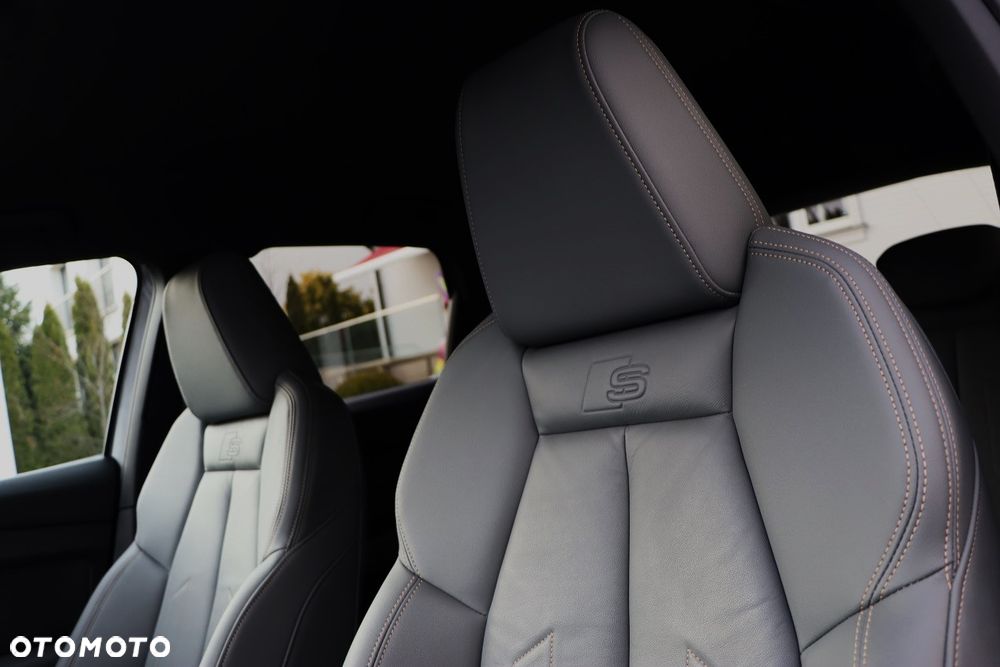 Audi Q4 e-tron 45 82kWh Quattro S Line Edition - 29