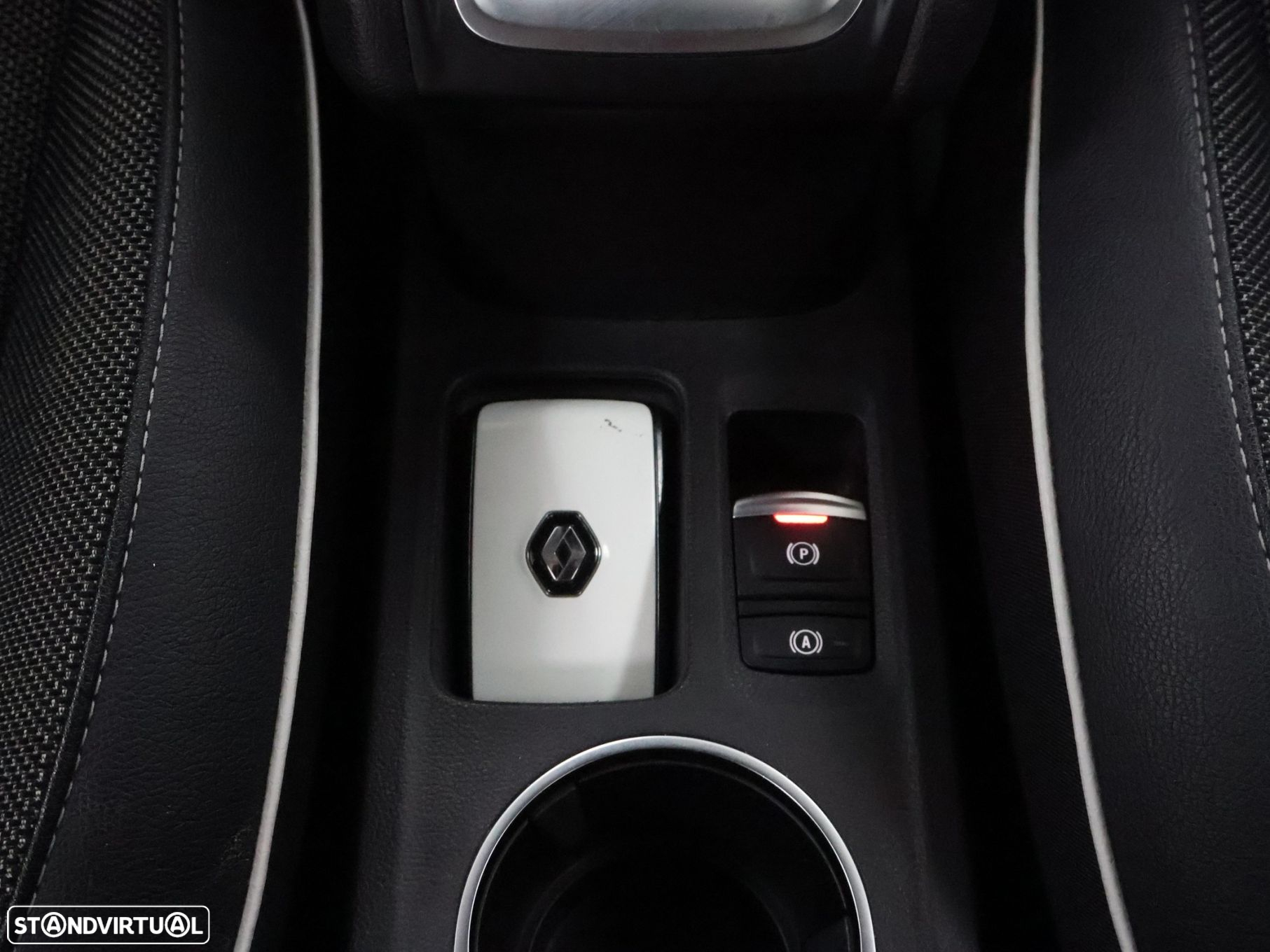 Renault Captur 1.0 TCe Exclusive - 24