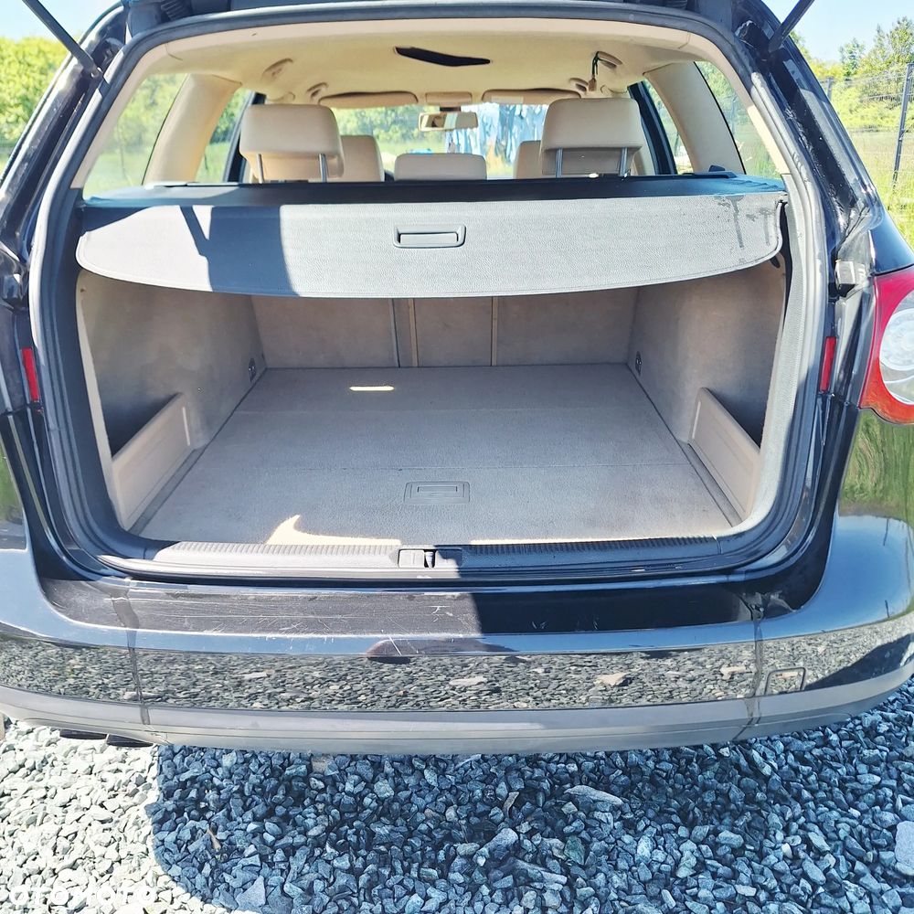 Volkswagen Passat 2.0 TDI DPF Comfortline - 16