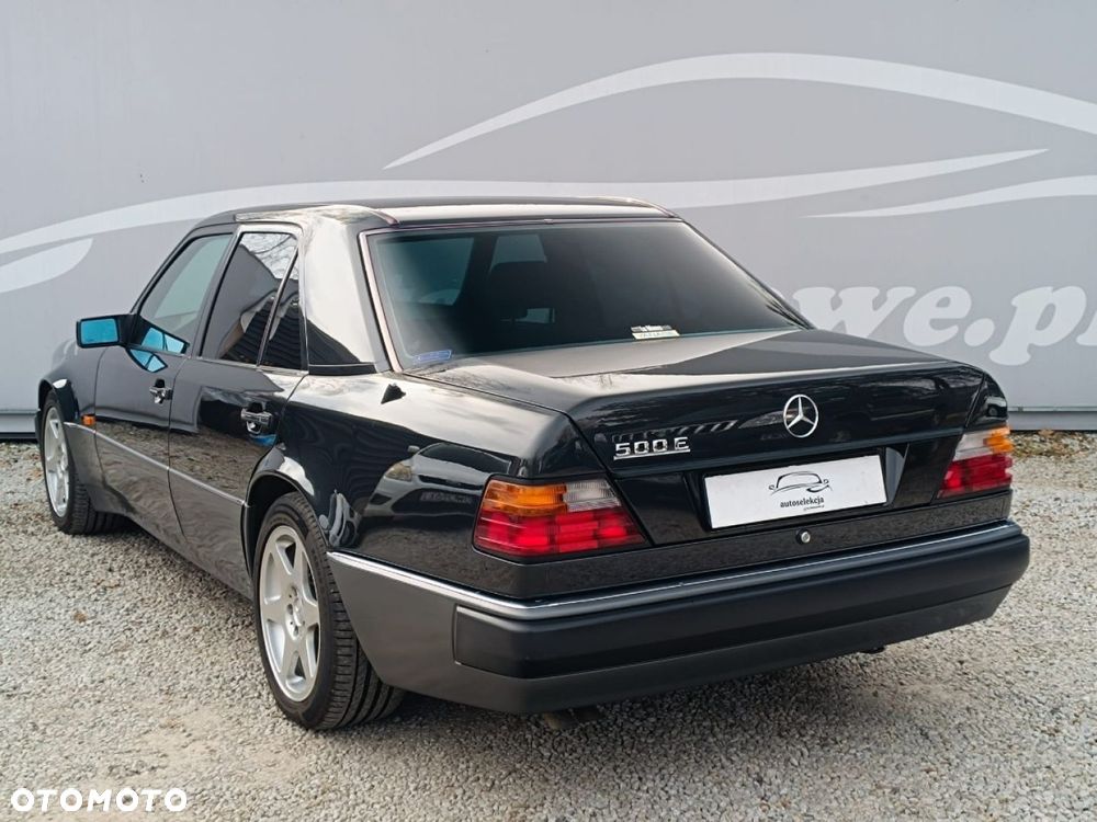Mercedes-Benz W124 (1984-1993) - 16