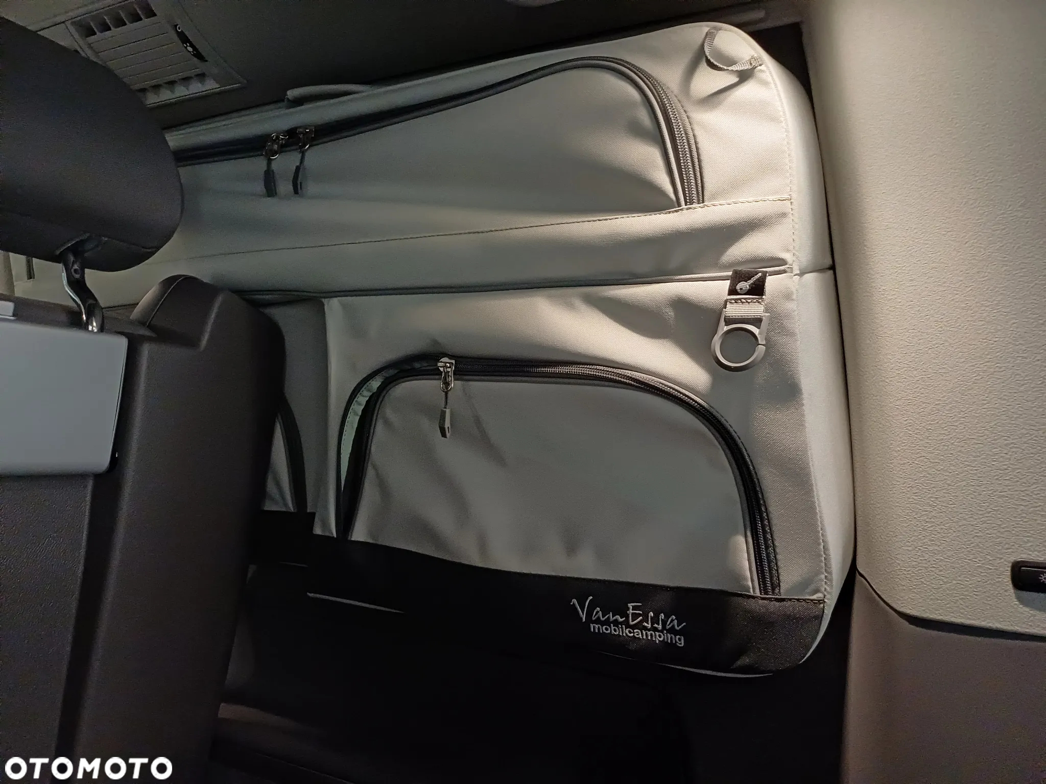 Volkswagen California - 17