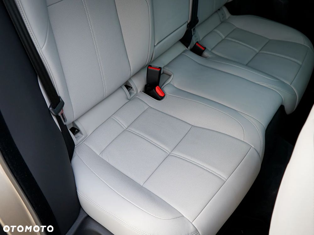Land Rover Range Rover Velar - 26