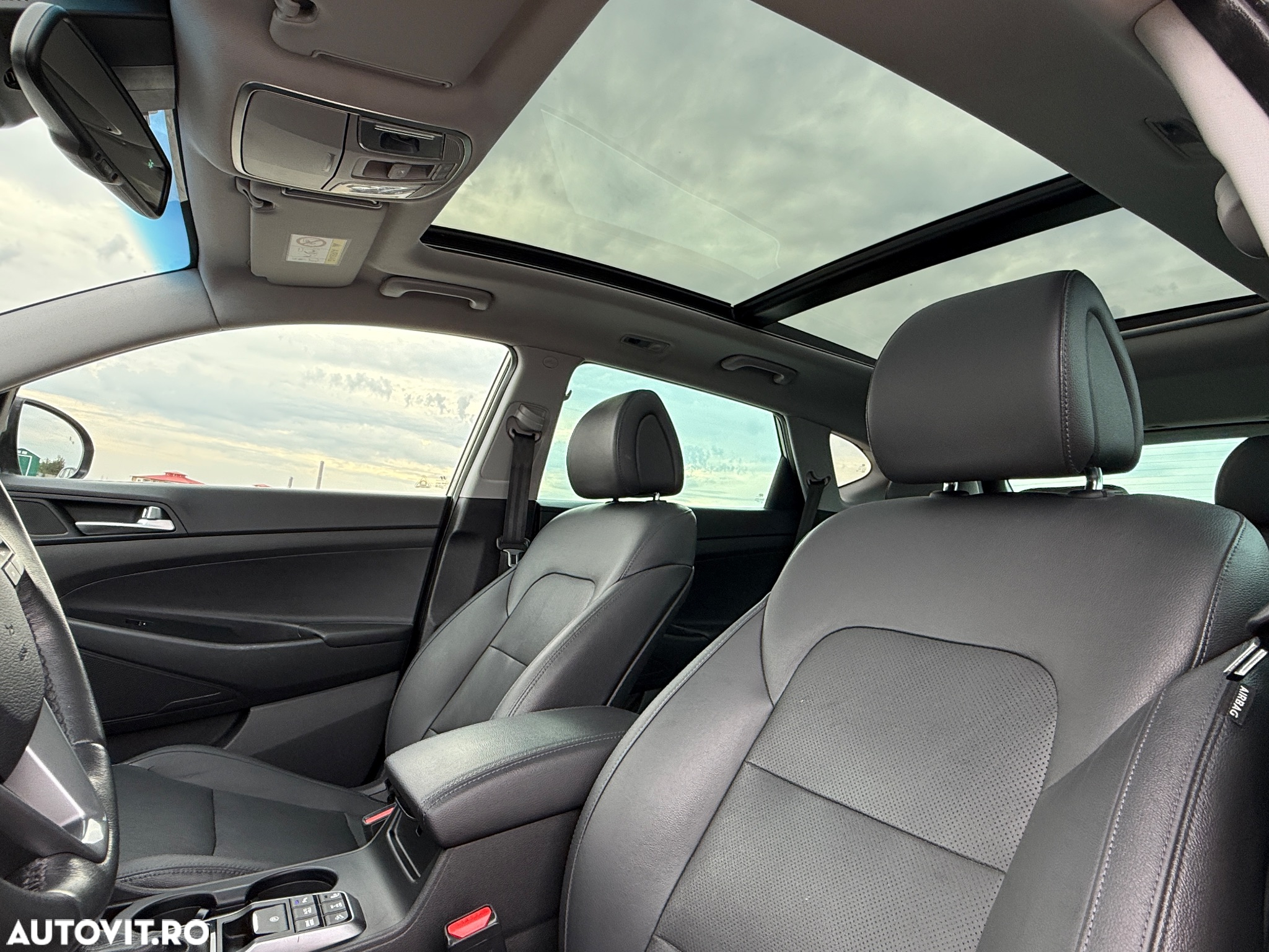 Hyundai Tucson 2.0 CRDI 4WD 6AT Luxury Pack+ - 15