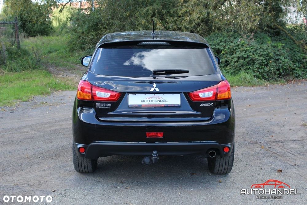 Mitsubishi ASX - 5