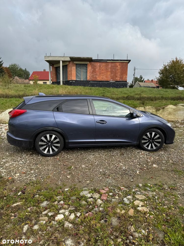 Honda Civic 1.8 i-VTEC Sport - 9