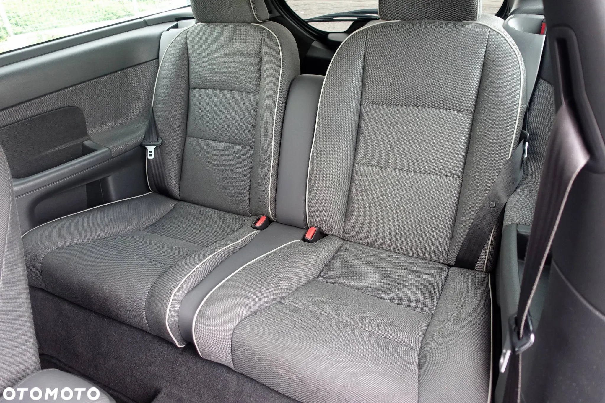 Volvo C30 1.6D - 13