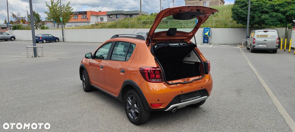 Dacia Sandero Stepway TCe 90 Prestige - 24