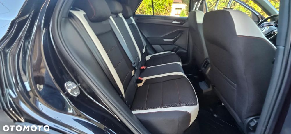 Volkswagen T-Roc 1.5 TSI OPF Life - 31