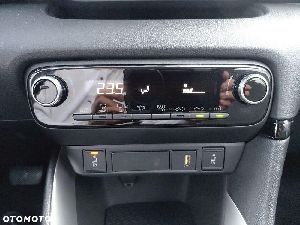 Toyota Yaris Hybrid 1.5 Comfort - 25