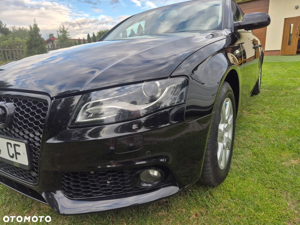 Audi A4 Limousine - 9