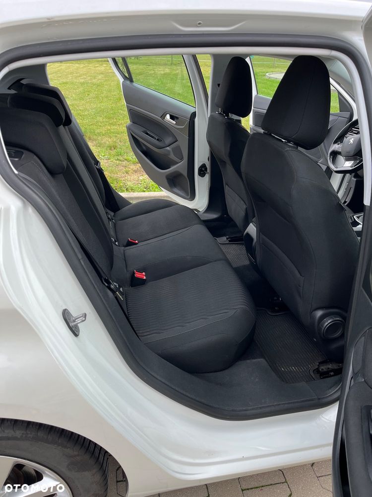 Peugeot 308 1.2 PureTech Active S&S - 15