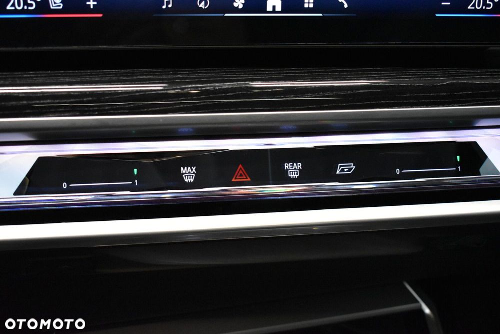 BMW Seria 7 - 22