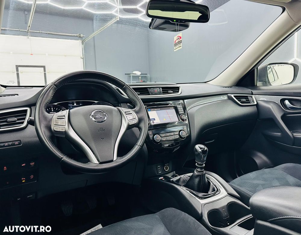 Nissan X-Trail 1.6 dCi N-Connecta - 25