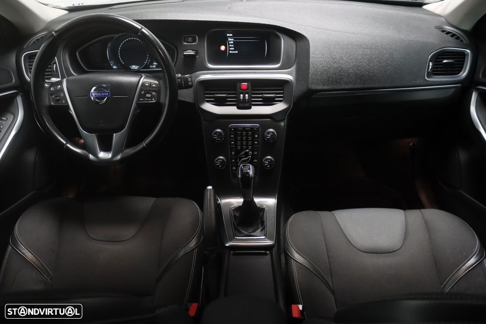 Volvo V40 1.6 D2 R-Design - 16