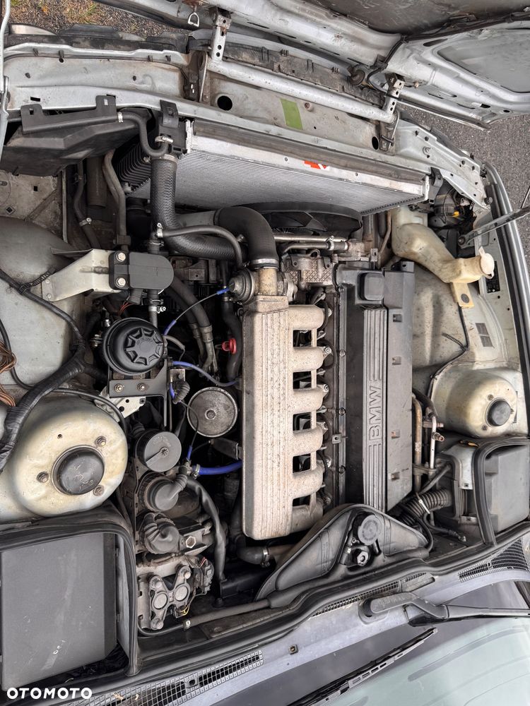 BMW Seria 5 - 24