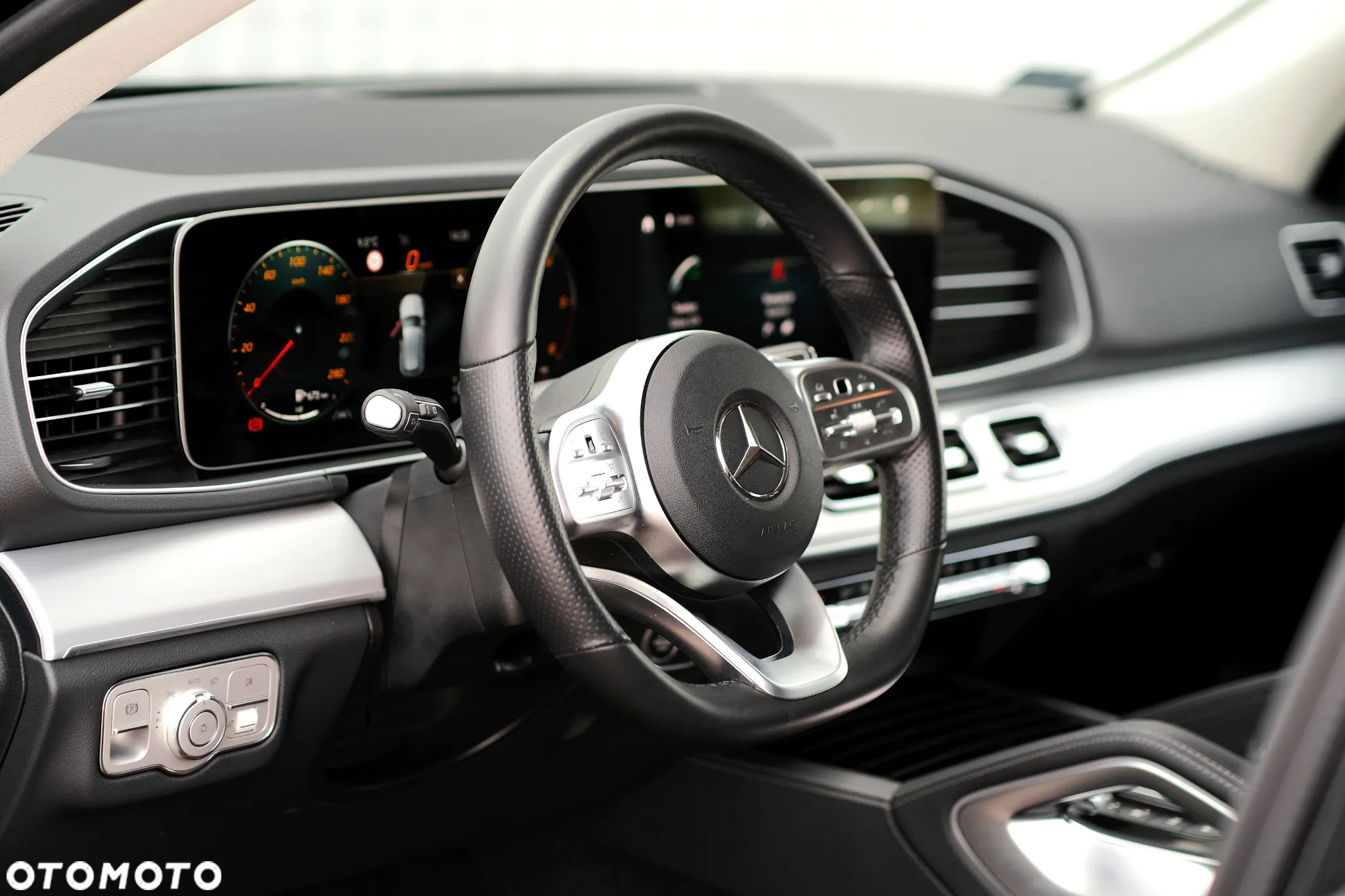 Mercedes-Benz GLE 300 d 4-Matic - 6