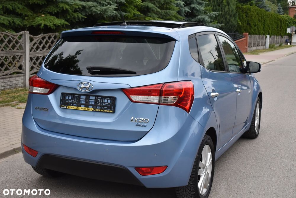 Hyundai ix20 1.4 blue YES Plus - 13