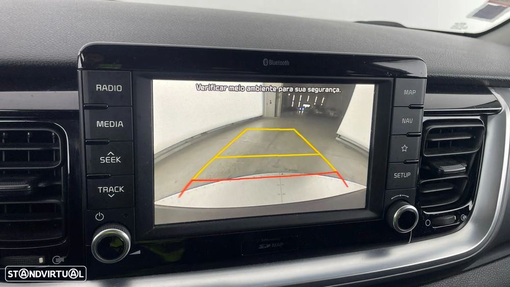 Kia Stonic 1.6 CRDi EX - 19