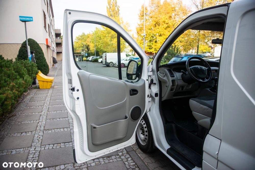 Renault Trafic 2.0 dCi 115 - 22