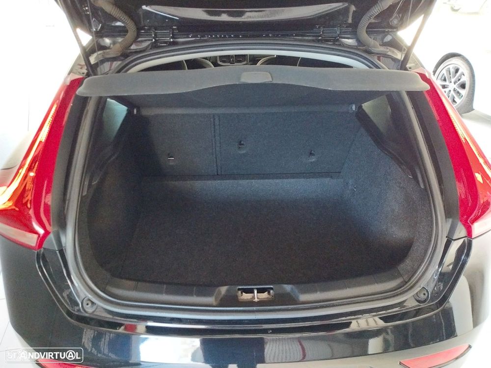 Volvo V40 2.0 D2 Kinetic Eco - 11