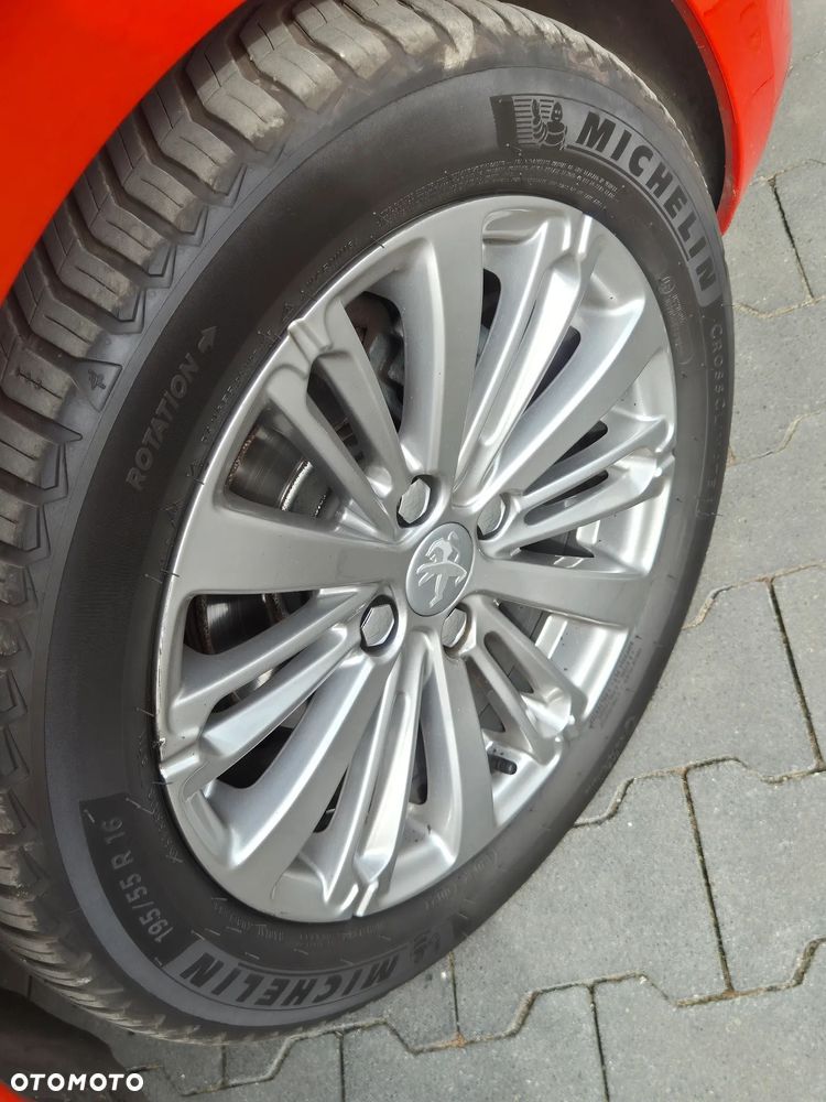 Peugeot 208 PureTech 110 Stop & Start Allure - 9