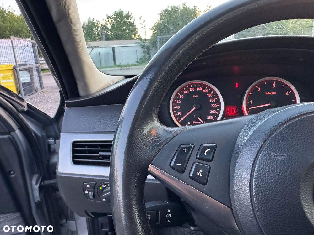 BMW Seria 5 - 26