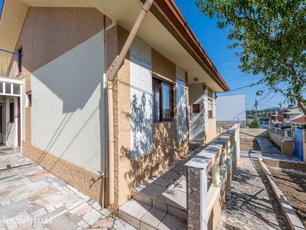 MORADIA T2+1 TÉRREA | GARAGEM | CANIDELO | VILA NOVA DE GAIA - Grande imagem: 4/25