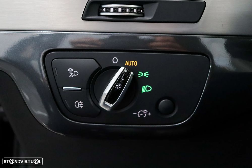Audi Q7 3.0 TDI quattro S-line Tiptronic 7L - 35
