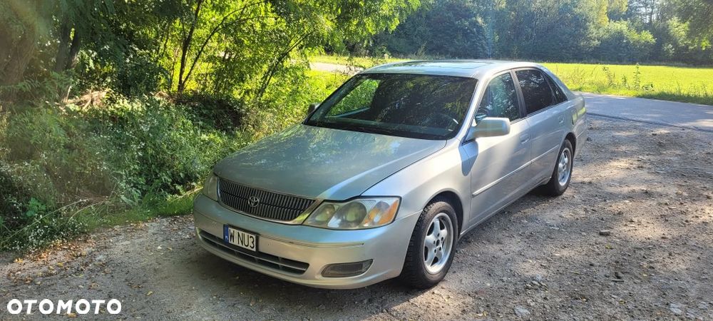 Toyota Avalon - 1