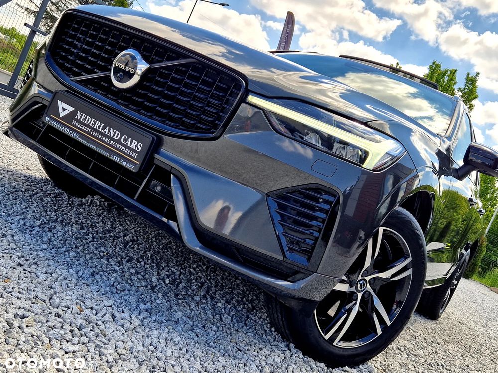 Volvo XC 60 T6 Plug-In Hybrid AWD Plus Dark - 2
